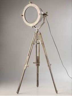 Landmark-Iluminacion-Toscane-LamparaDePie-0