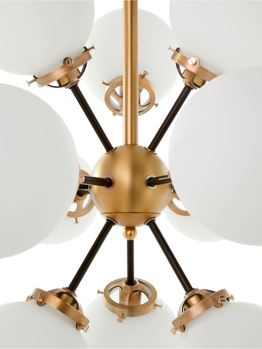 Chandelier Grapes White Bronce 12 Luces - Landmark