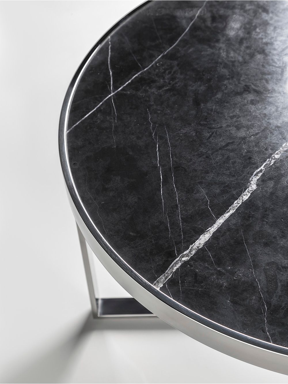 Mesa Baja Jacques Marmol Black&Silver - Landmark