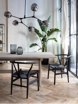 Landmark-Muebles-PacamaraNegra-MesaDeComedor-01