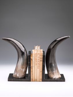 Landmark-Decor-DEER-Sujetalibros-0