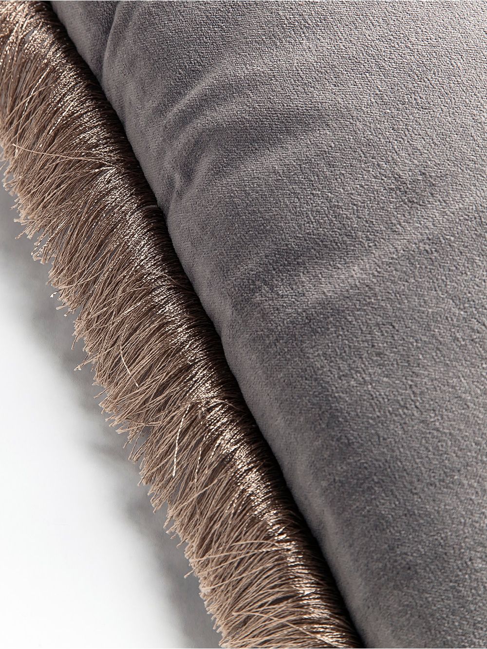 Landmark-Decor-LIRIO-GREY-45X45-Almohadon-2