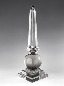 Adorno-obeliscode-vidrio-OBELISCO-Landmark-00