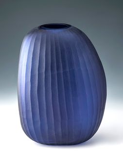Florero-de-vidrio-azul-CYG-Landmark-00