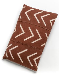 Almohadon-pintado-terracota-beige-AVA-BROWN-30X50-Landmark-00