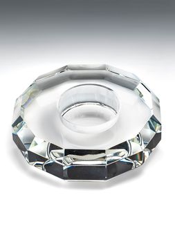 Portavela-bajo-de-cristal-FREM-Landmark-00