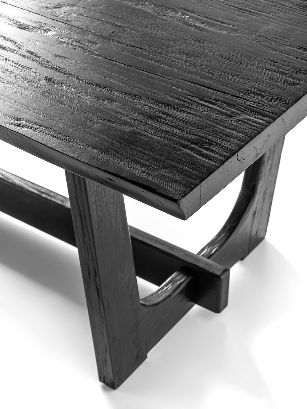 Mesa-de-comedor-de-madera-negra-OSLO-LUSTRE-NEGRO-PA-240X110-Landmark-01