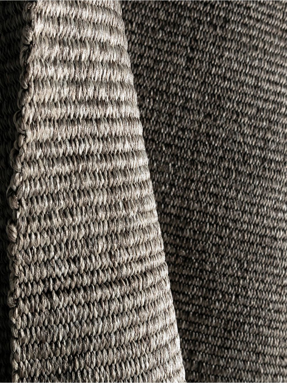 Alfombra-de-exterior-gris-OUTDOOR-PLANE-GREY-Mihran-1