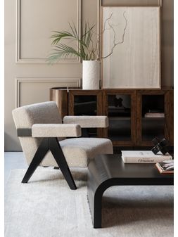 BUTACA-CON-APOYABRAZOS-CAPITOL-NEGRA-Y-BOUCLE-BEIGE-CAR0773-1