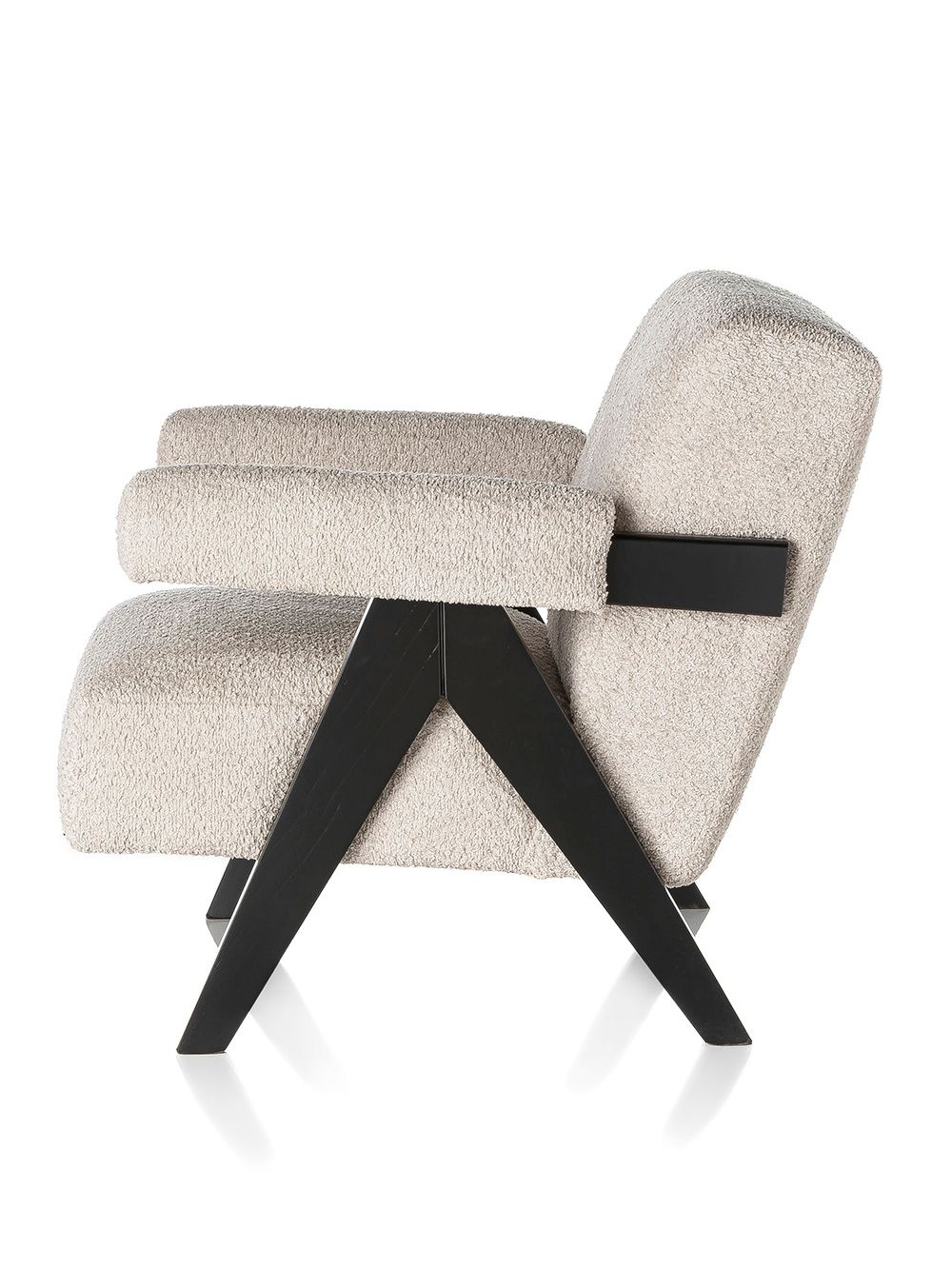 sillon-con-apoyabrazos-BUTACA-CON-APOYABRAZOS-CAPITOL-NEGRA-Y-BOUCLE-BEIGE-FABRICA-LANDMARK-3