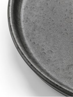 plato-negro-PLATO-POSTRE-IRONSTONE-21-CM-LAIN-1