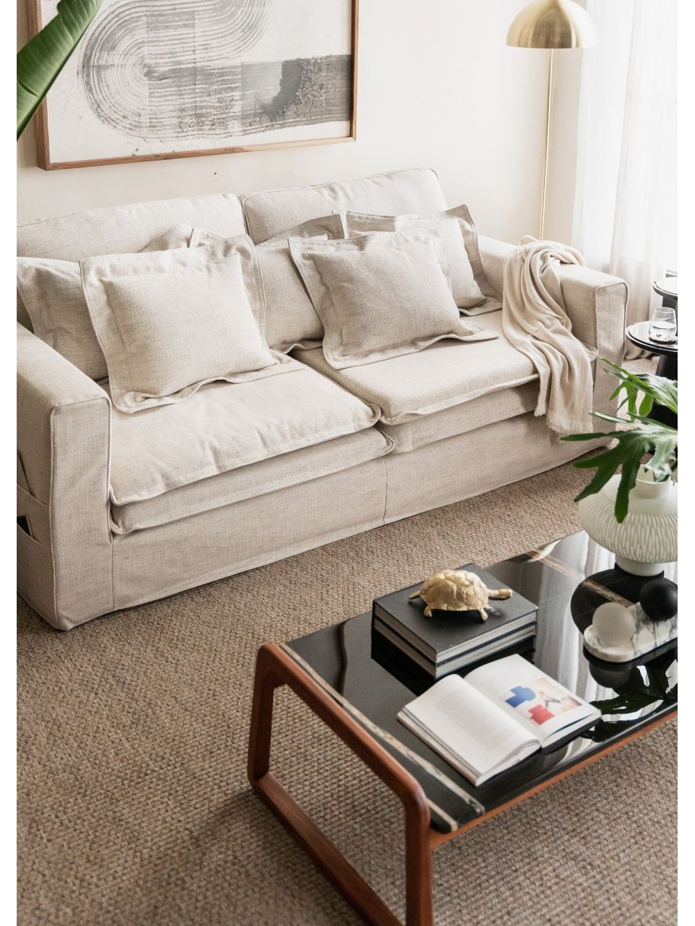 LANDMARK---230125-ASIA---SOFA-BELGIAN-27