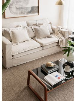 LANDMARK---230125-ASIA---SOFA-BELGIAN-27