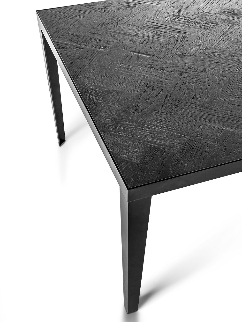 mesa-de-comedor-negra-MESA-DE-COMEDOR-HERMINTAGE-240-SHOW-4