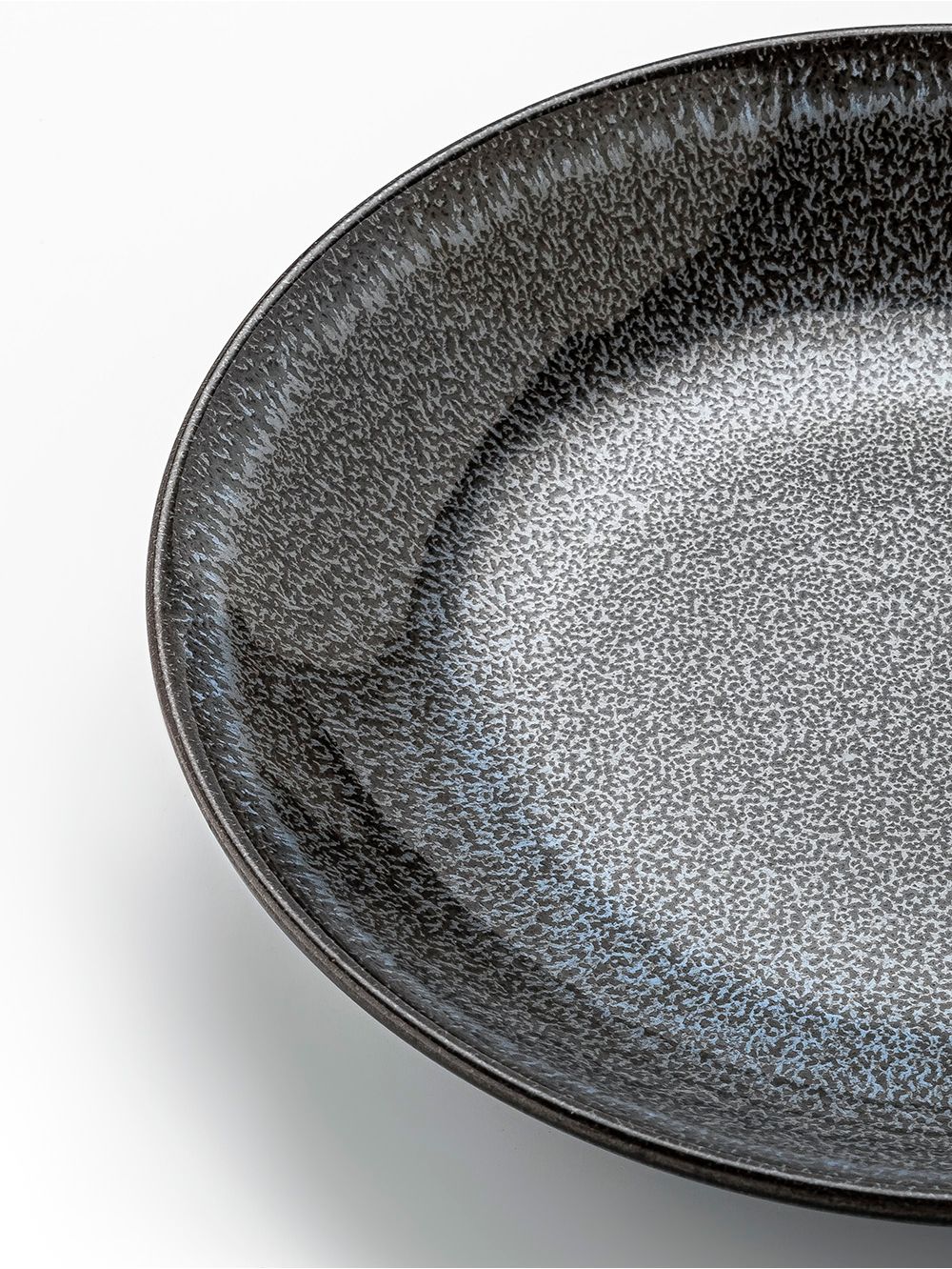 plato-hondo-negro-PLATO-HONDO-ETHOS-26CM-LAIN-1