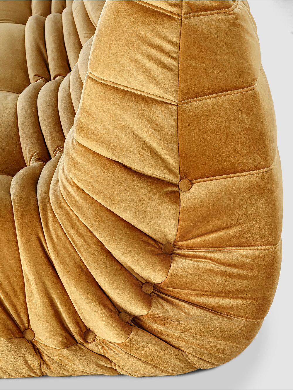 sofa-moderno-SOFA-TOGO-BLUVEL-MUSTARD-FABRICA-1