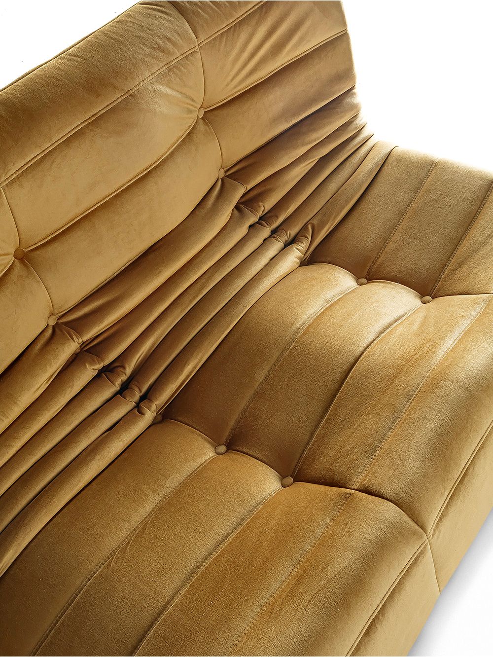 sofa-moderno-SOFA-TOGO-BLUVEL-MUSTARD-FABRICA-5