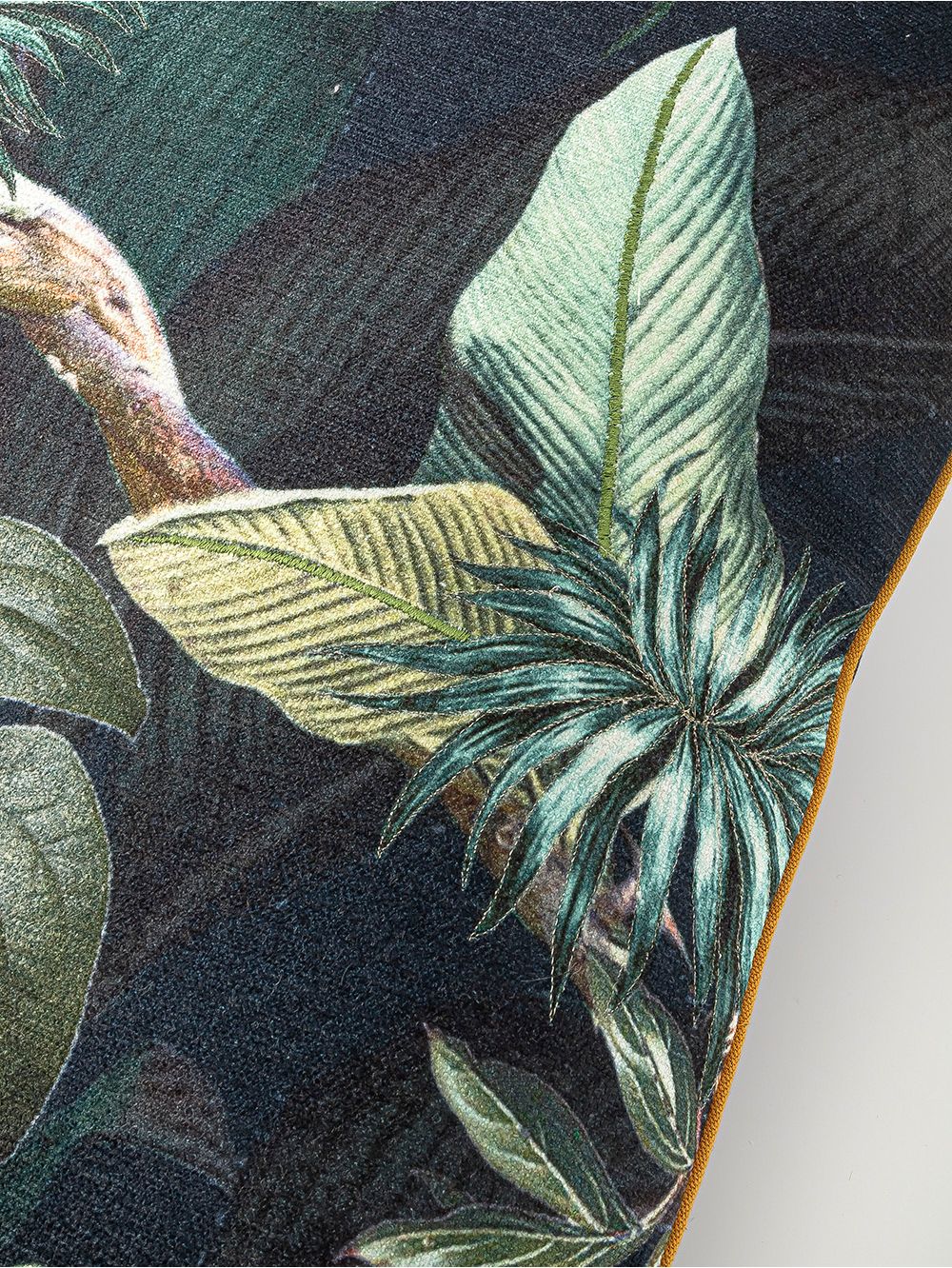 ALMOHADON-RUFFI-50X50-COSMOS-1