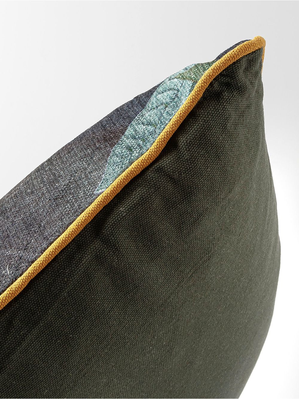 ALMOHADON-RUFFI-50X50-COSMOS-3