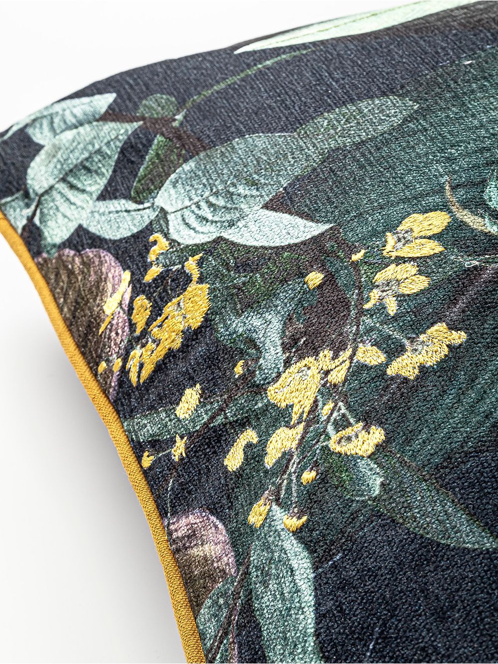 ALMOHADON-RUFFI-50X50-COSMOS-6